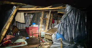 চাঁপাইনবাবগঞ্জে ঝড়ে লণ্ডভণ্ড বাড়িঘর